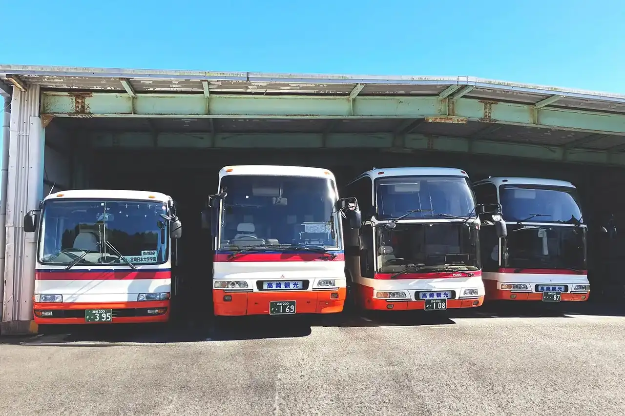 高崎観光バス　バス車庫